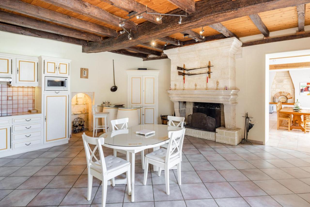 Domaine De Meyney Apartment Villegouge Екстериор снимка